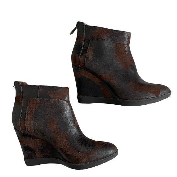 Donald J. Pliner Chez Vintage  Brown Suede Leather Wedge Ankle Boots Women’s 8 - Picture 5 of 8